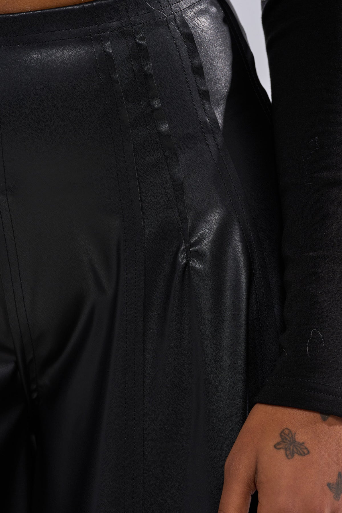 GALAXY FAUX LEATHER TROUSER