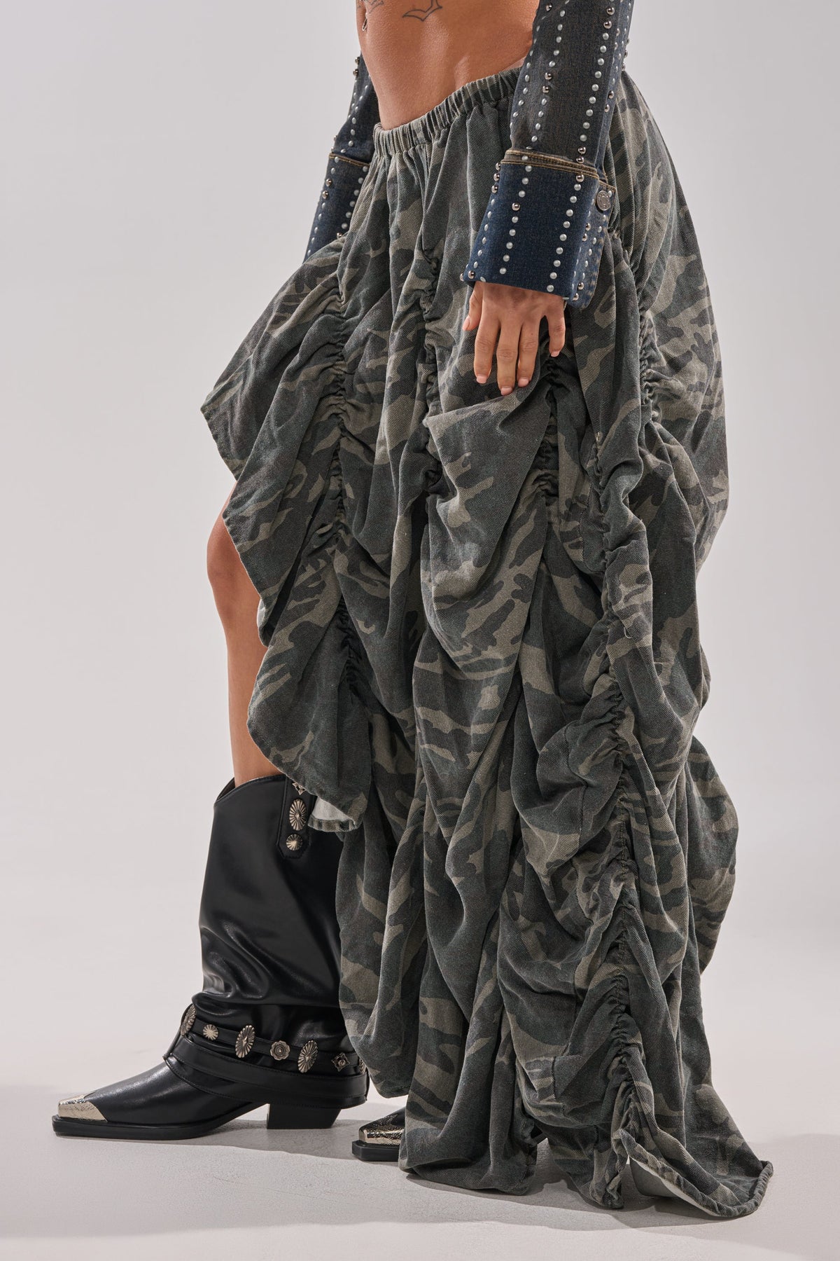 LETS CHANGE IT UP RUCHED MIDI SKIRT IN CAMO