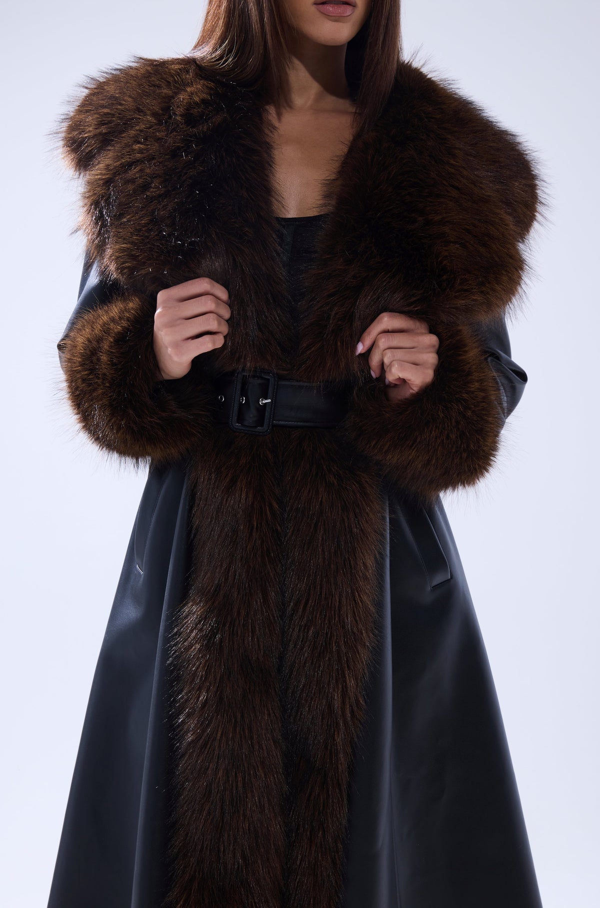 MAIN SQUEEZE FUR TRIM TRENCH