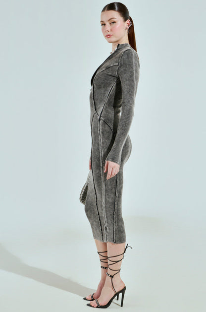 OFF THE RUNWAY SEAM DETAIL BODYCON