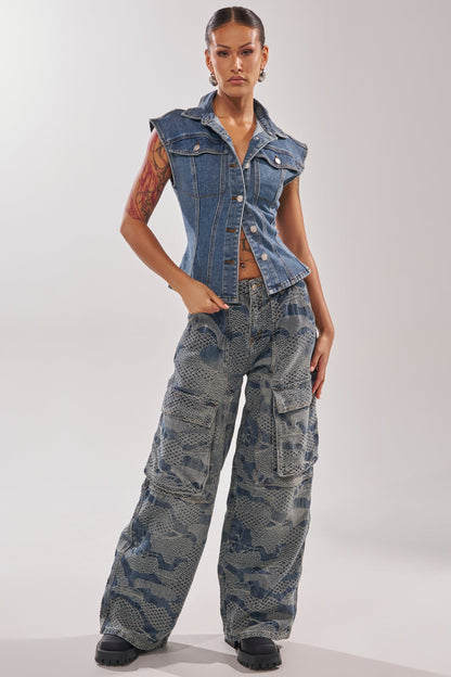 LILY DENIM BUTTON DOWN IN MEDIUM BLUE DENIM