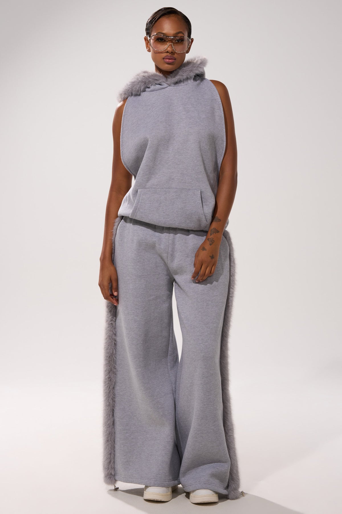 LUXE FUR OPEN-BACK SWEATSHIRT IN GREY