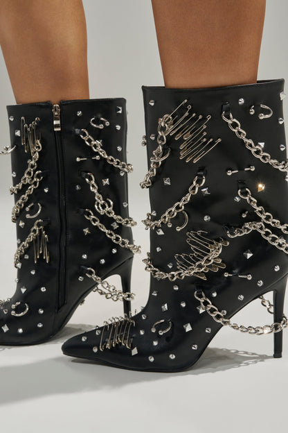 AZALEA WANG THRIGRUN BLACK SILVER HARDWARE STILETTO BOOTIE