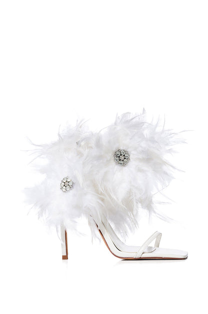 AZALEA WANG CARLA FEATHER TIE UP SANDAL IN WHITE