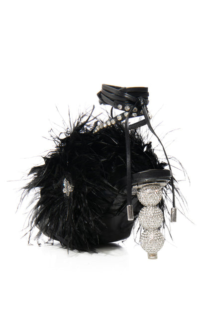 AZALEA WANG CLOVE BUTTERFLY EMBELLISHED FEATHER SANDAL IN BLACK