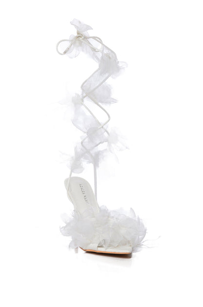 AZALEA WANG ELKIN FLOWER EMBELLISHED SANDAL IN WHITE