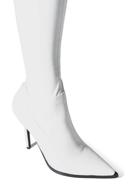AZALEA WANG MILEY THIGH HIGH STRETCH CHUNKY BOOT IN WHITE