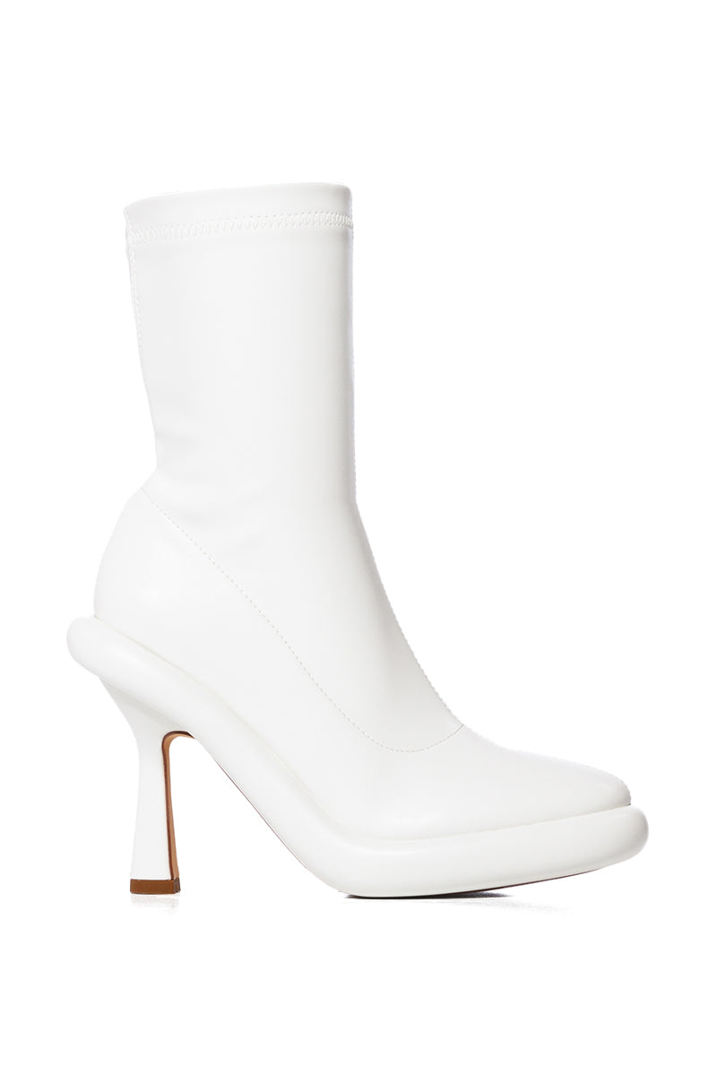 AZALEA WANG TARROW STILETTO PU BOOTIE IN WHITE