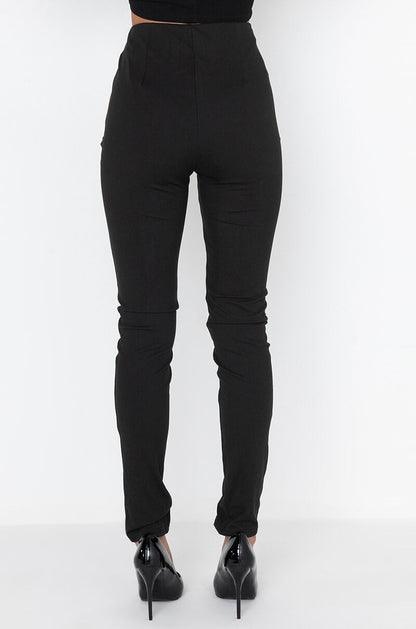 fOLLOWING THE CURVES LACE UP LEGGING