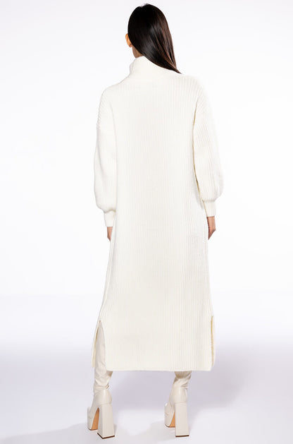 PHOEBE CHUNKY KNIT LONG SWEATER