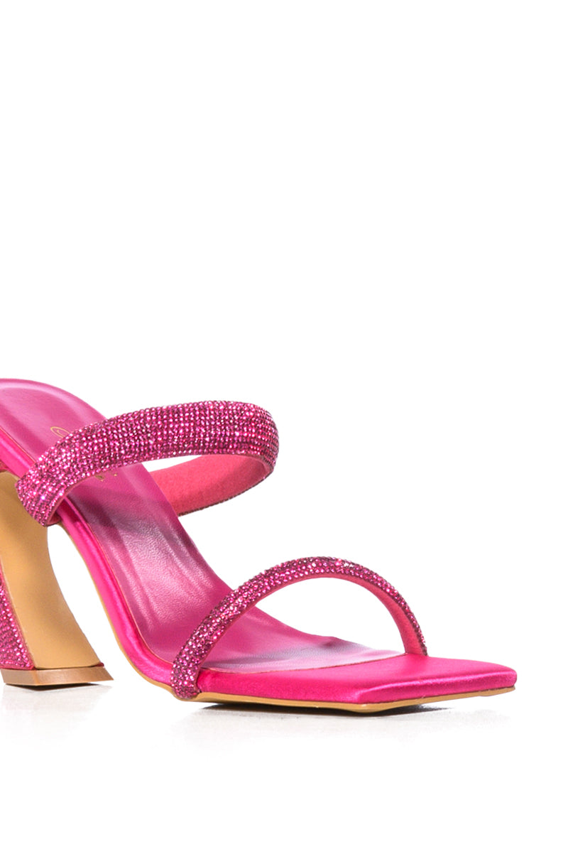 IN MY MIND RHINESTONE SANDAL IN PINK