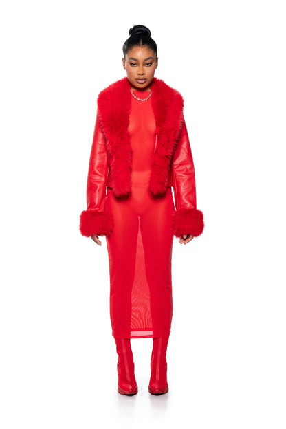 LUNA CROP JACKET WITH FUR COLLAR IN RED