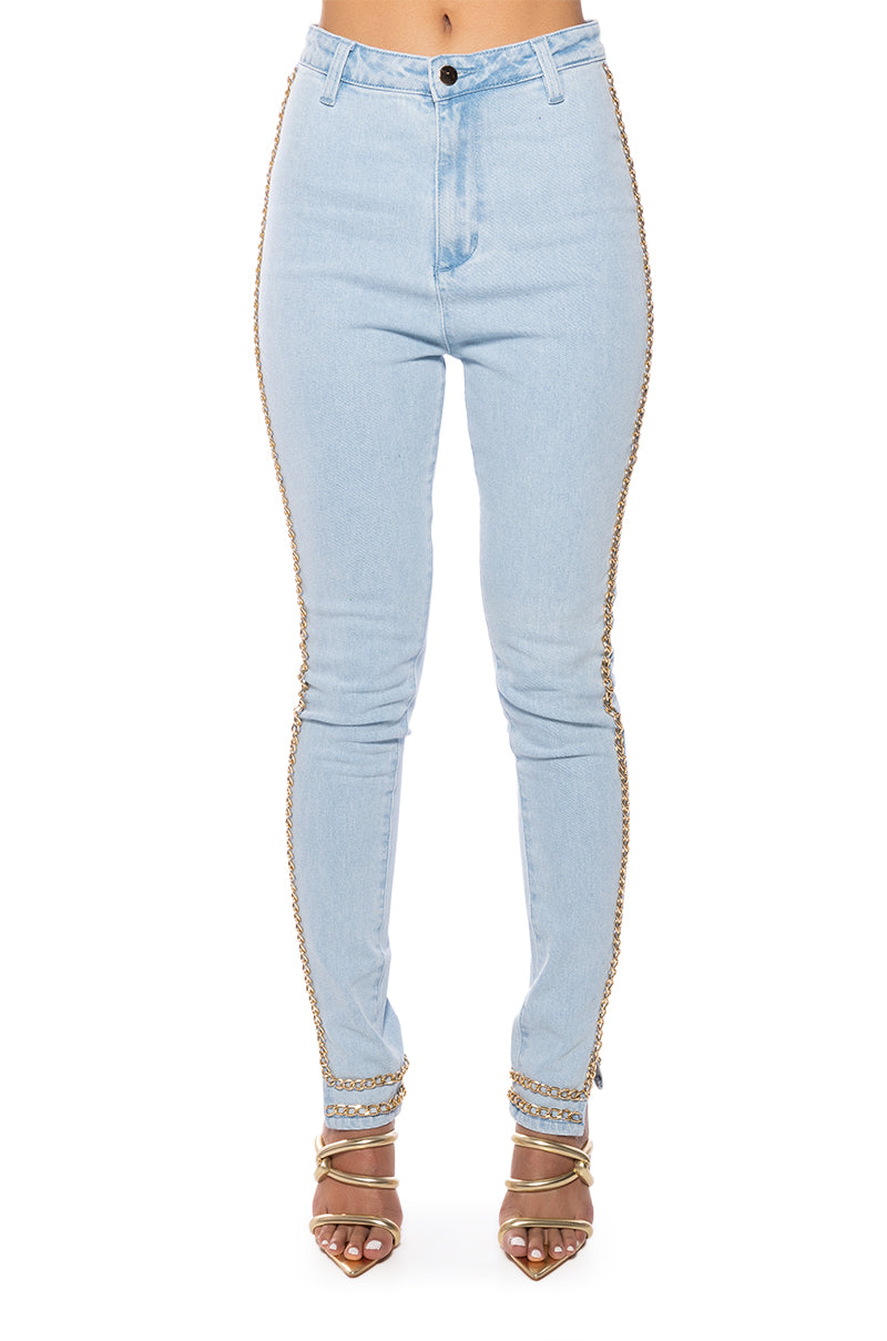 ME MYSELF AND I CHAIN DETAIL SKINNY JEAN