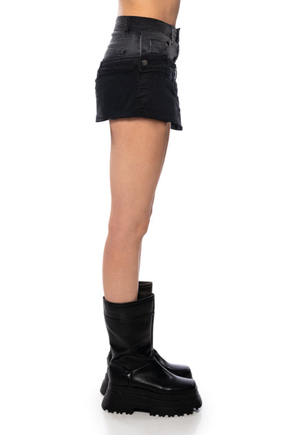 NOTICE ME DENIM MINI SKIRT