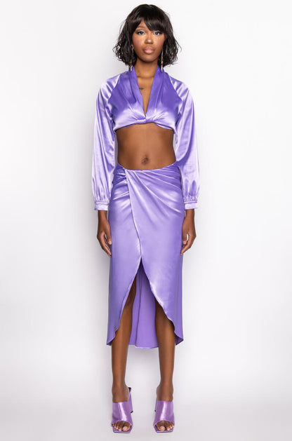 ON MY LEVEL TWIST FRONT SATIN CROP BLOUSE
