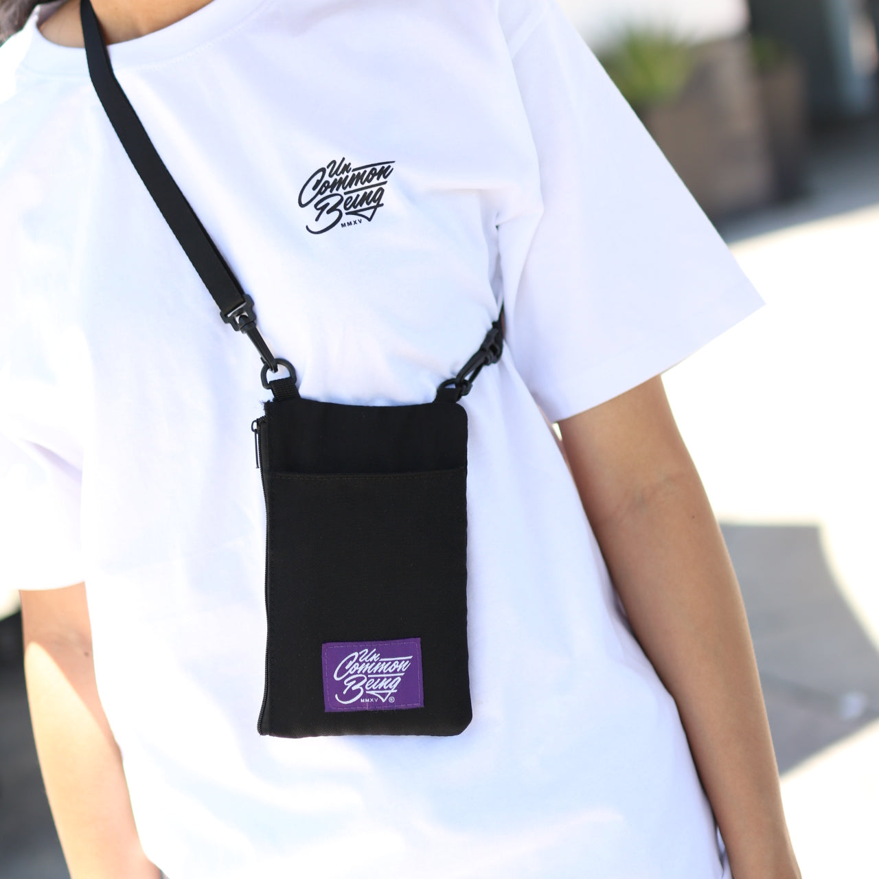 Black essential shoulder bag
